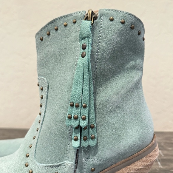 NEW Dingo Classy N Sassy Studded Suede Leather Western Booties - Picture 2 of 12